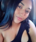 Dating Woman Venezuela to Punto Fijo  : Flor, 33 years